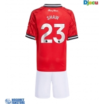 Manchester United Luke Shaw #23 Domaci Dres za djecu 2025-26 Kratak Rukav (+ Kratke hlače)